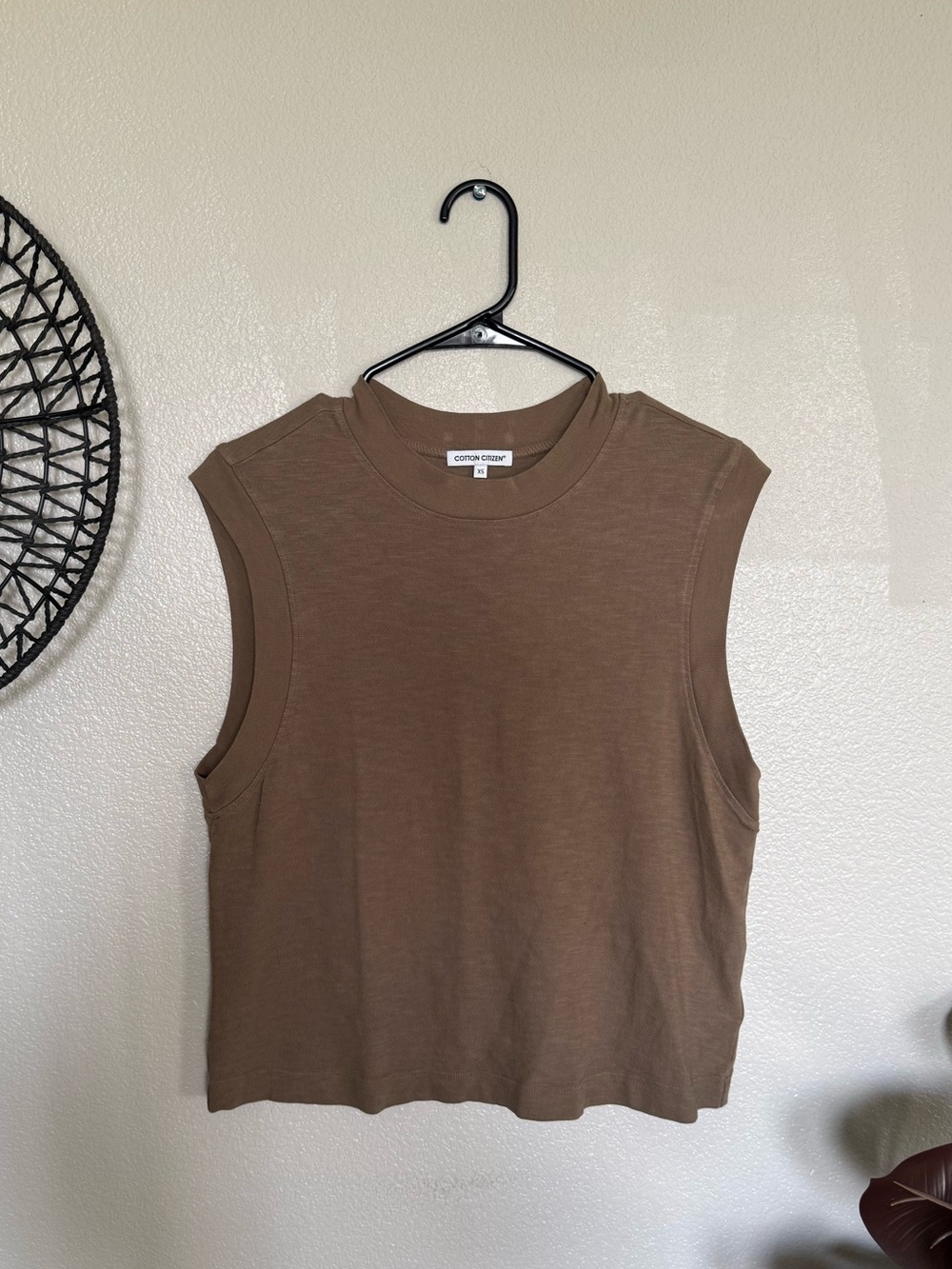 NEW Cotton Citizen Tokyo Crop Muscle Tee Chocolate Brown Size Large Oversized